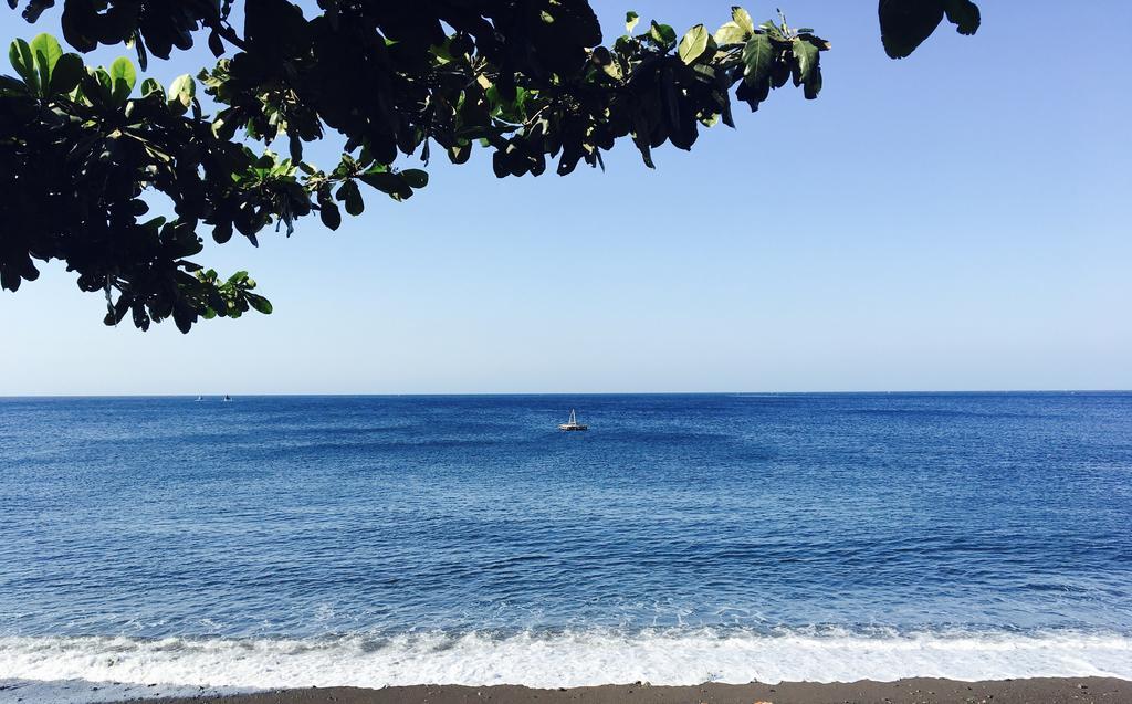 Melasti Beach Bungalows Amed Esterno foto
